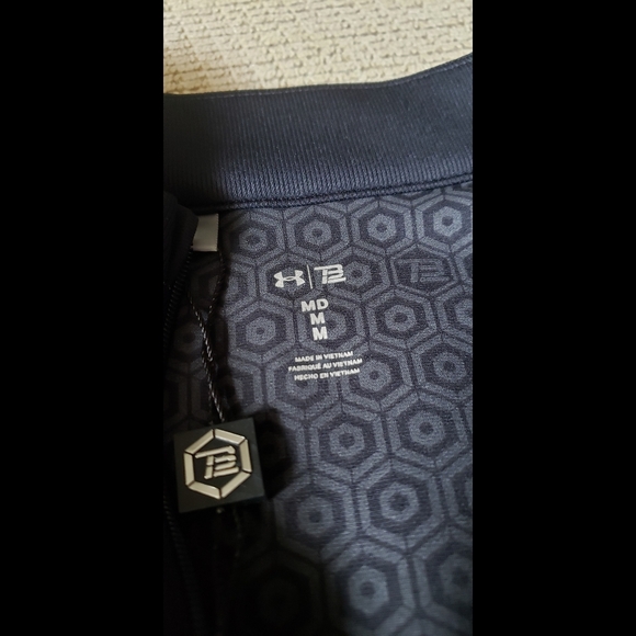 Jacket - Picture 3 of 3